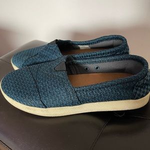 Toms shoes